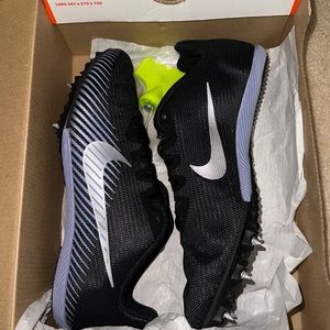 NIKE ZOOM RIVAL